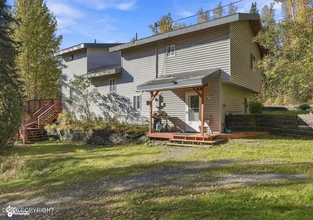 Photo 2 of Single family home for sale at 7431 W Golden Dr, Wasilla, AK 99623 | MLS# 26-12502 | Listing updated on 2026-10-14