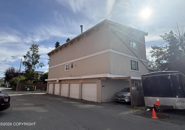 Photo 47 of Multi family home for sale at 540 Vista Ct, Anchorage, AK 99501 | MLS# 26-1890 | Listing updated on 2026-09-11