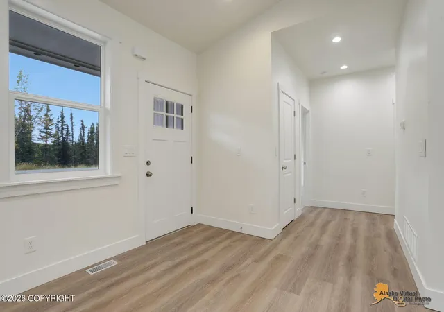 Photo 3 of Single family home for sale at 4545 N Tote St, Wasilla, AK 99623 | MLS# 26-12188 | Listing updated on 2026-09-24