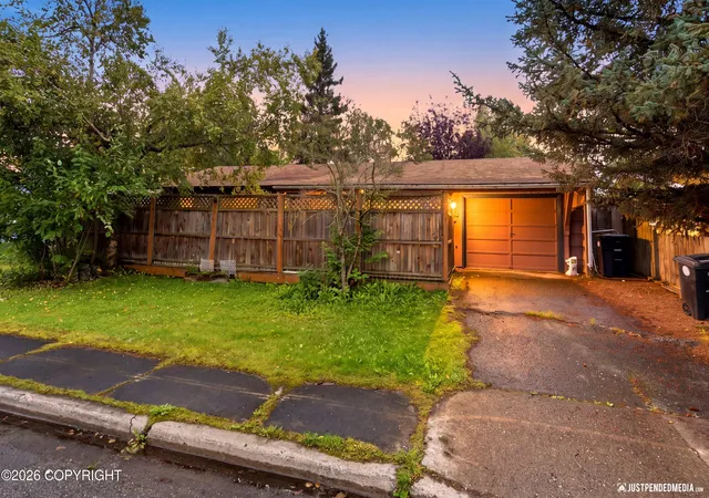 Photo 1 of Single family home for sale at 4242 Ross Ct, Anchorage, AK 99508 | MLS# 26-10558 | Listing updated on 2026-09-18