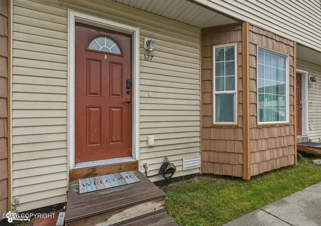 Photo 3 of Condo for sale at 127 Matthew Paul Way #44, Anchorage, AK 99504 | MLS# 26-4184 | Listing updated on 2026-10-19