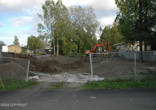 Land for sale at 4300 Hayes St, Anchorage, AK 99503 | MLS# 26-6877