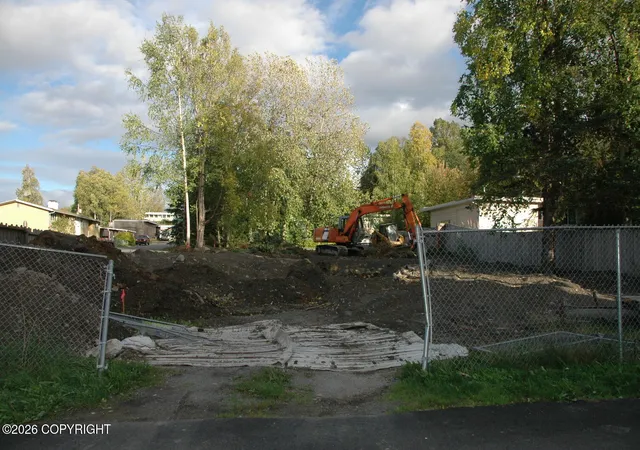 Photo 3 of Land for sale at 4300 Hayes St, Anchorage, AK 99503 | MLS# 26-6877 | Listing updated on 2026-10-02