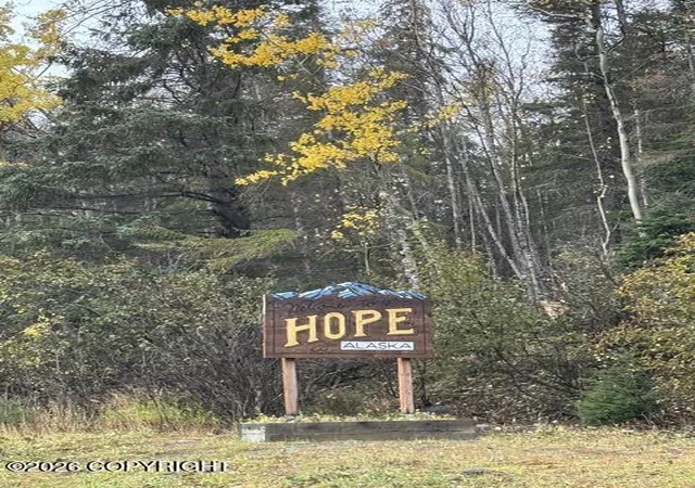 Photo 2 of Land for sale at L4 B7 Discovery Dr, Hope, AK 99605 | MLS# 26-7029 | Listing updated on 2026-10-13