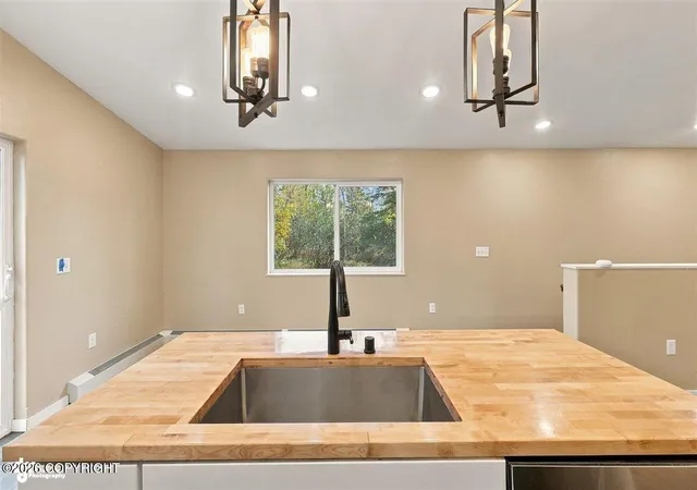 Single family home for sale at 8724 W Obrien Crk Dr, Wasilla, AK 99623 | MLS# 26-12973 | Listing updated on 2026-10-21