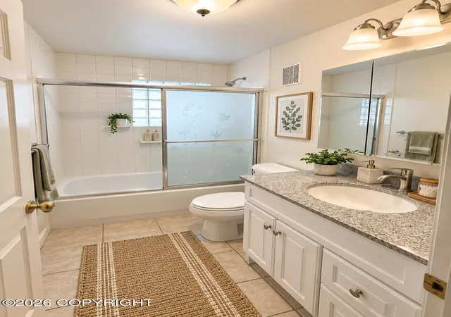 Photo 4 of Multi family home for sale at 1075 Eagle St, Anchorage, AK 99501 | MLS# 26-9362 | Listing updated on 2026-10-09