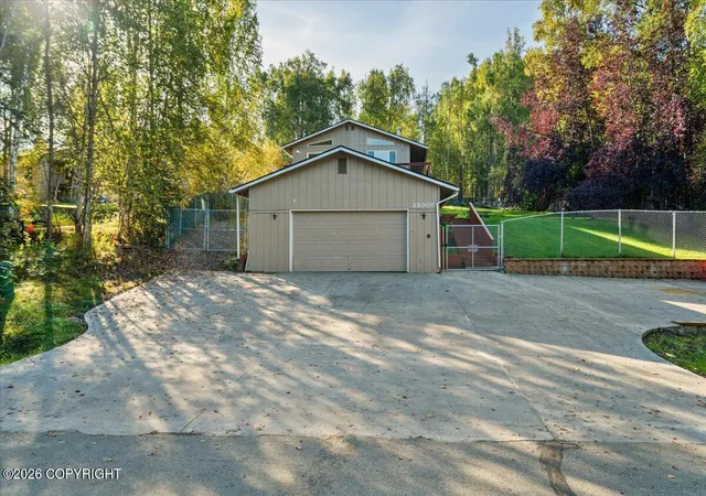 Photo 3 of Sale Pending at 22808 Mcmanus Dr, Chugiak, AK 99567 | MLS# 26-11299 | Listing updated on 2026-09-20