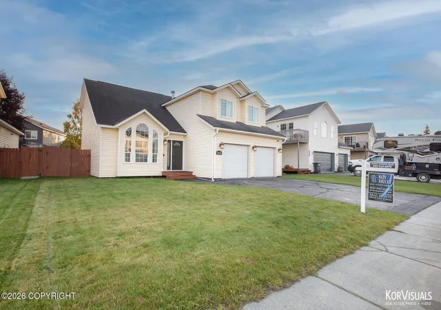 Photo 3 of Sale Pending at 2010 Casey Cusack Loop, Anchorage, AK 99515 | MLS# 26-8048 | Listing updated on 2026-10-04