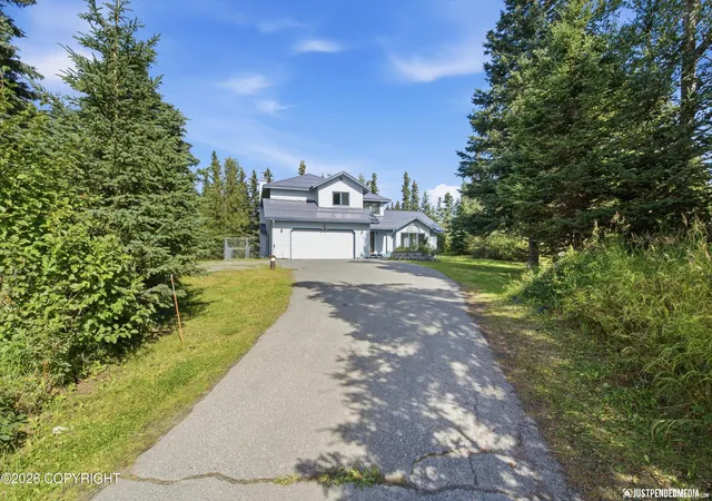 Photo 2 of Single family home for sale at 6700 Marquez Cir, Anchorage, AK 99516 | MLS# 26-11970 | Listing updated on 2026-10-19