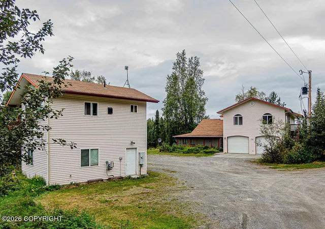 Photo 3 of Single family home for sale at 36243 Schultz St, Soldotna, AK 99669 | MLS# 26-11590 | Listing updated on 2026-10-07