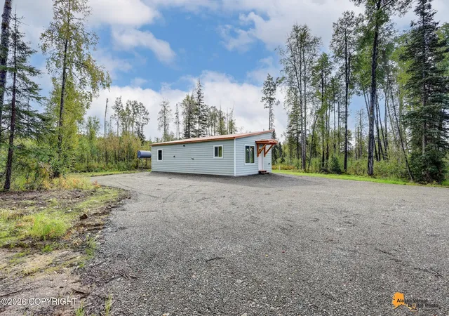 Photo 3 of Single family home for sale at L2 S Salmon Ally St, Talkeetna, AK 99676 | MLS# 26-9150 | Listing updated on 2026-09-17