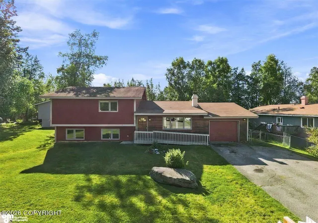 Photo 1 of Single family home for sale at 508 Jordt Cir, Anchorage, AK 99504 | MLS# 26-9676 | Listing updated on 2026-09-15