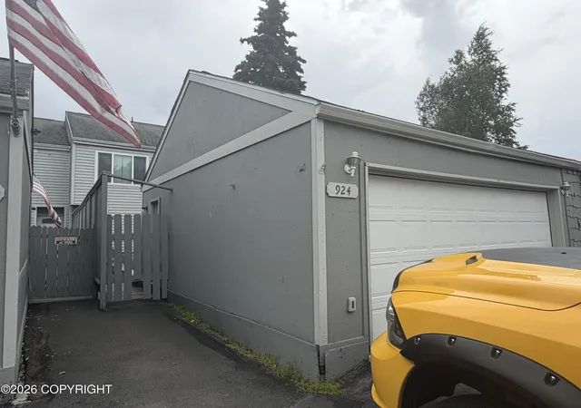 Photo 2 of Single family home for sale at 924 W 77th Avenue, Anchorage, AK 99518 | MLS# 26-10461 | Listing updated on 2026-09-23