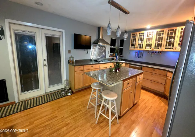 Photo 3 of Sale Pending at 3206 Greenland Dr, Anchorage, AK 99517 | MLS# 26-9846 | Listing updated on 2026-10-08
