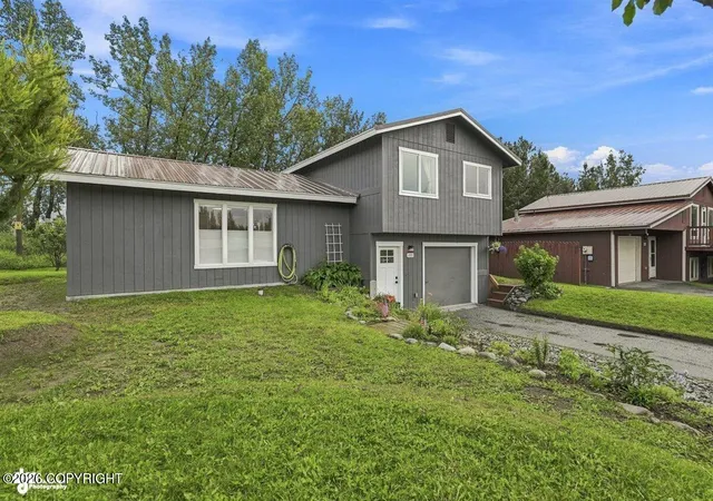 Photo 2 of Sale Pending at 733 N Gulkana Ct, Palmer, AK 99645 | MLS# 26-11263 | Listing updated on 2026-09-16