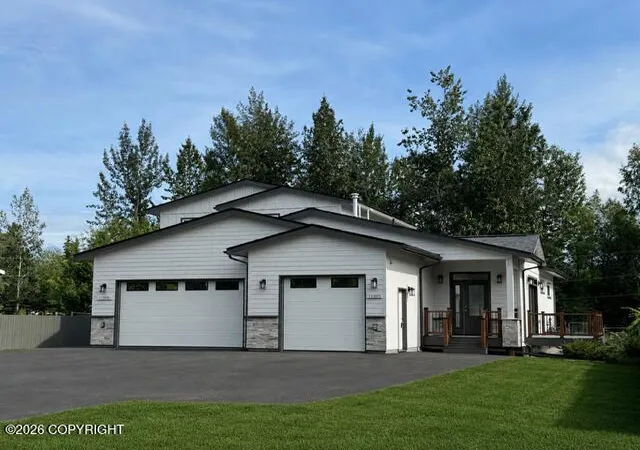 Photo 1 of Single family home for sale at 11303 Willene Dr, Anchorage, AK 99516 | MLS# 26-10366 | Listing updated on 2026-10-05