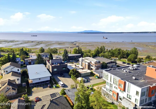 Photo 3 of Multi family home for sale at 521 North St, Anchorage, AK 99501 | MLS# 26-10505 | Listing updated on 2026-10-20