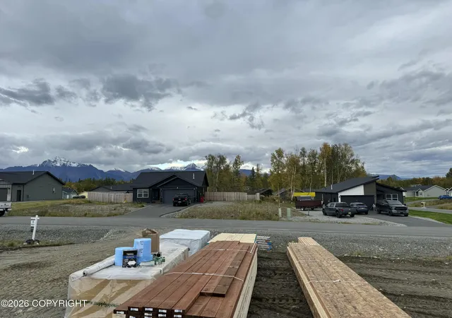 Photo 3 of Single family home for sale at 10599 E Heartland Loop, Palmer, AK 99645 | MLS# 26-10386 | Listing updated on 2026-10-23