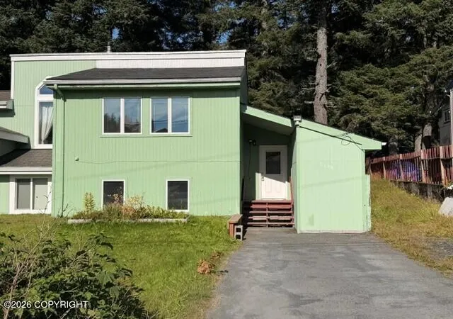 Photo 3 of Single family home for sale at 2225 Beaver Lake Dr, Kodiak, AK 99615 | MLS# 26-11079 | Listing updated on 2026-09-04
