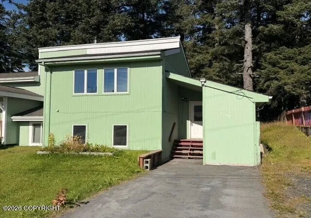 Photo 3 of Single family home for sale at 2225 Beaver Lake Dr, Kodiak, AK 99615 | MLS# 26-11079 | Listing updated on 2026-09-04