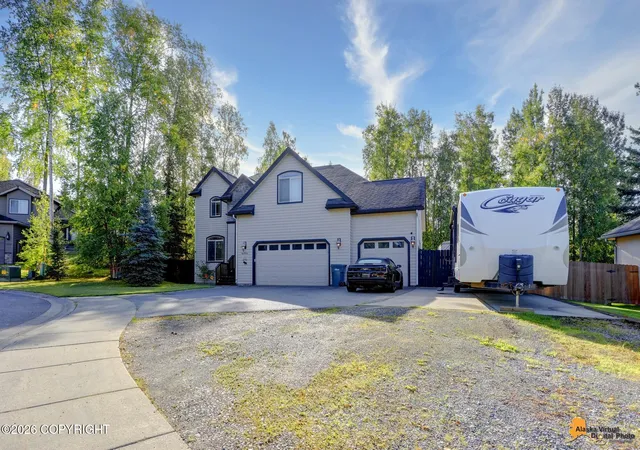 Photo 4 of Single family home for sale at 16914 Ludlow Cir, Eagle River, AK 99577 | MLS# 26-10828 | Listing updated on 2026-10-19