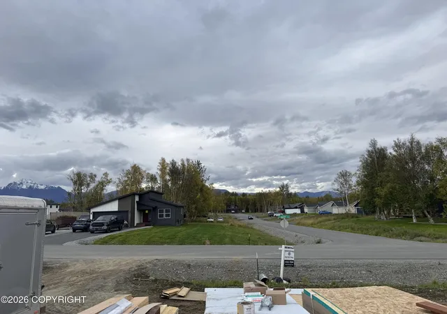 Photo 3 of Sale Pending at 10627 E Heartland Loop, Palmer, AK 99645 | MLS# 26-10871 | Listing updated on 2026-10-08