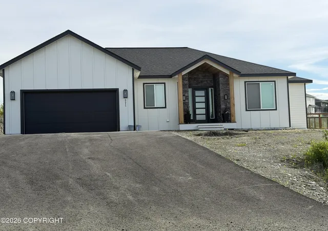Photo 1 of Single family home for sale at 2567 S Rainbow View Cir, Palmer, AK 99645 | MLS# 26-11951 | Listing updated on 2026-10-08