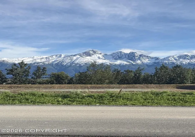 Photo 7 of Single family home for sale at 2749 S Sarah Lynn View Cir, Wasilla, AK 99645 | MLS# 26-11706 | Listing updated on 2026-09-11