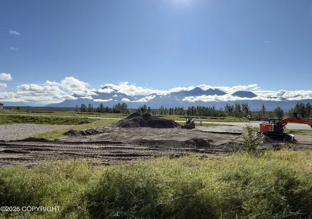 Photo 3 of Single family home for sale at 2774 S Sarah Lynn View Cir, Wasilla, AK 99645 | MLS# 26-11642 | Listing updated on 2026-09-10