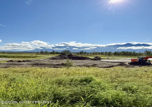 Photo 5 of Single family home for sale at 2774 S Sarah Lynn View Cir, Wasilla, AK 99645 | MLS# 26-11642 | Listing updated on 2026-09-10