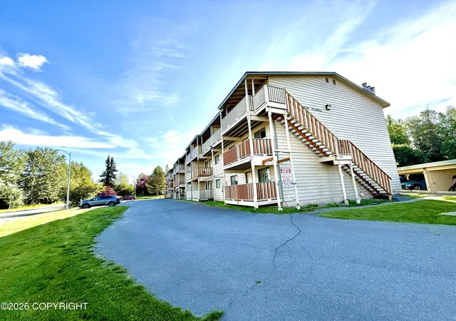 Photo 2 of Sale Pending at 305 Donna Dr #22, Anchorage, AK 99504 | MLS# 26-11627 | Listing updated on 2026-09-11