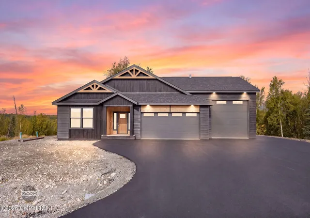 Photo 1 of Single family home for sale at 2609 W Longview Cir, Wasilla, AK 99654 | MLS# 26-11144 | Listing updated on 2026-09-19