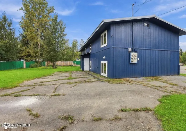 Photo 4 of Multi family home for sale at 2330 Homestead Ct, Anchorage, AK 99507 | MLS# 26-11129 | Listing updated on 2026-10-22