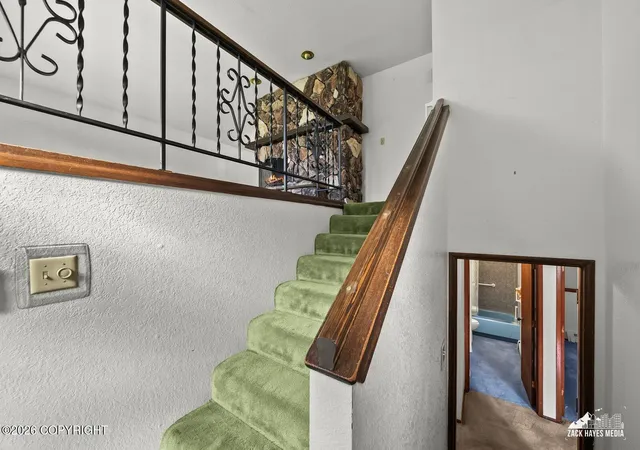Photo 3 of Sale Pending at 3140 Ambergate Dr, Anchorage, AK 99504 | MLS# 26-11439 | Listing updated on 2026-09-09
