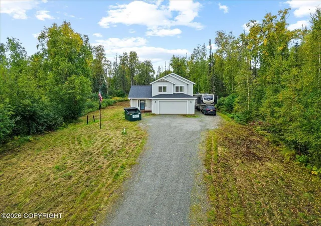 Photo 3 of Sale Pending at 2136 N Meadow Lakes Dr, Wasilla, AK 99623 | MLS# 26-11407 | Listing updated on 2026-10-10