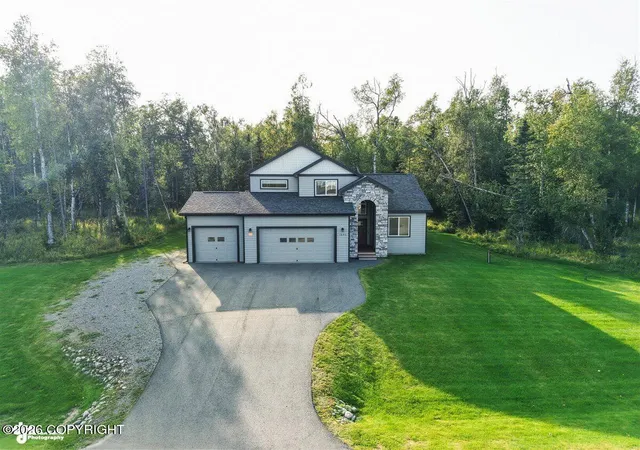 Photo 2 of Single family home for sale at 1245 S Endeavor St, Wasilla, AK 99654 | MLS# 26-11389 | Listing updated on 2026-09-04