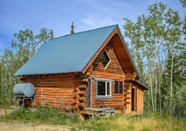 Photo 1 of Single family home for sale at 276 Parks Hwy, Anderson, AK 99744 | MLS# 26-11266 | Listing updated on 2026-09-02