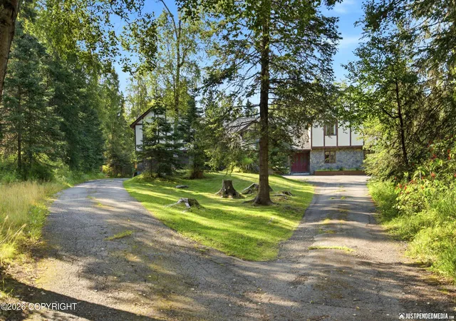 Photo 3 of Sale Pending at 4830 O'malley Rd, Anchorage, AK 99507 | MLS# 26-11273 | Listing updated on 2026-10-28