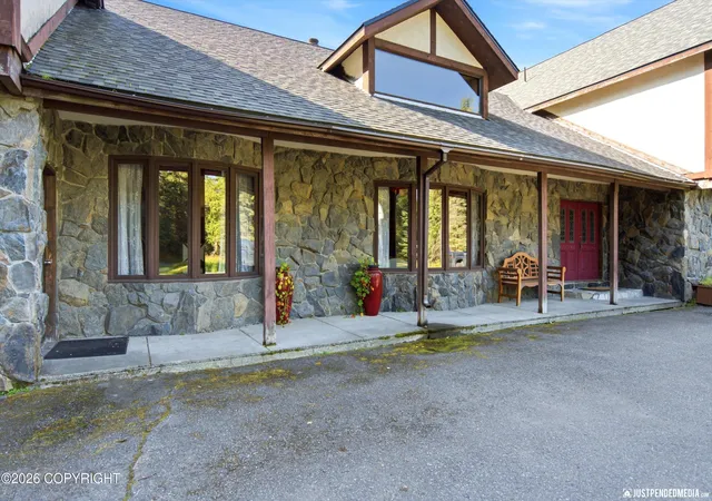 Photo 4 of Sale Pending at 4830 O'malley Rd, Anchorage, AK 99507 | MLS# 26-11273 | Listing updated on 2026-10-28