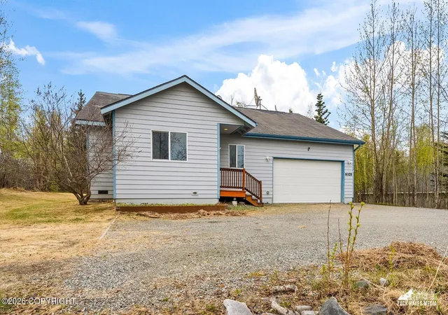 Photo 2 of Single family home for sale at 6028 W Dandy Cir, Wasilla, AK 99623 | MLS# 26-11310 | Listing updated on 2026-09-11