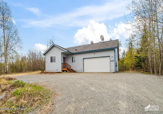Photo 3 of Sale Pending at 6028 W Dandy Cir, Wasilla, AK 99623 | MLS# 26-11310 | Listing updated on 2026-09-18