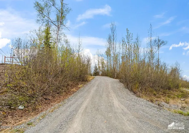 Photo 4 of Sale Pending at 6028 W Dandy Cir, Wasilla, AK 99623 | MLS# 26-11310 | Listing updated on 2026-09-18