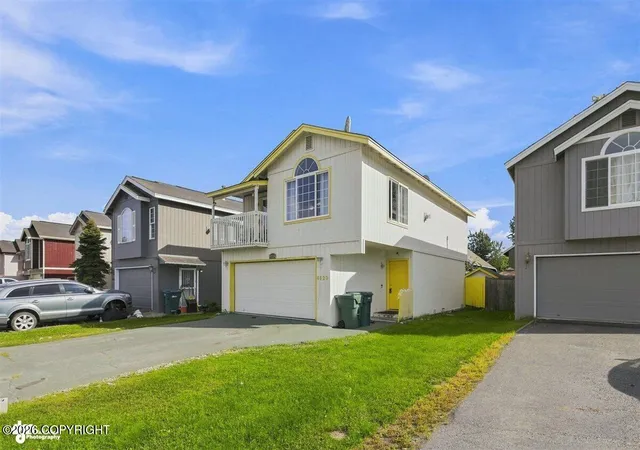Photo 2 of Single family home for sale at 4420 W Lake Cir, Anchorage, AK 99502 | MLS# 26-11429 | Listing updated on 2026-10-05