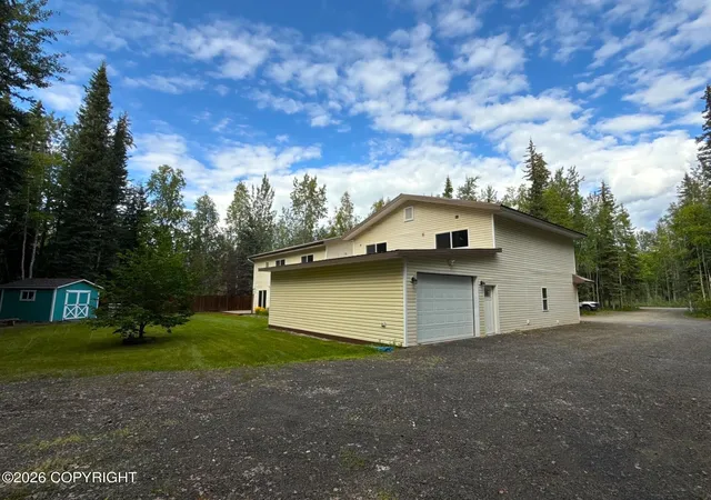 Photo 3 of Sale Pending at 1405 Itta Dr, North Pole, AK 99705 | MLS# 26-11305 | Listing updated on 2026-09-14