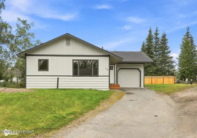 Photo 1 of Single family home for sale at 265 Charity Cir, Soldotna, AK 99669 | MLS# 26-11578 | Listing updated on 2026-09-15
