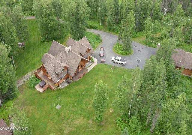 Photo 3 of Single family home for sale at 2547 E Julia May Cir, Wasilla, AK 99654 | MLS# 26-11408 | Listing updated on 2026-10-03