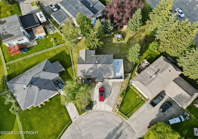 Photo 4 of Single family home for sale at 521 East 46th, Anchorage, AK 99503 | MLS# 26-11404 | Listing updated on 2026-10-07