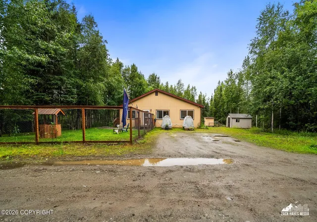 Photo 2 of Single family home for sale at 6951 W Captain Hook Dr, Wasilla, AK 99623 | MLS# 26-11434 | Listing updated on 2026-09-08