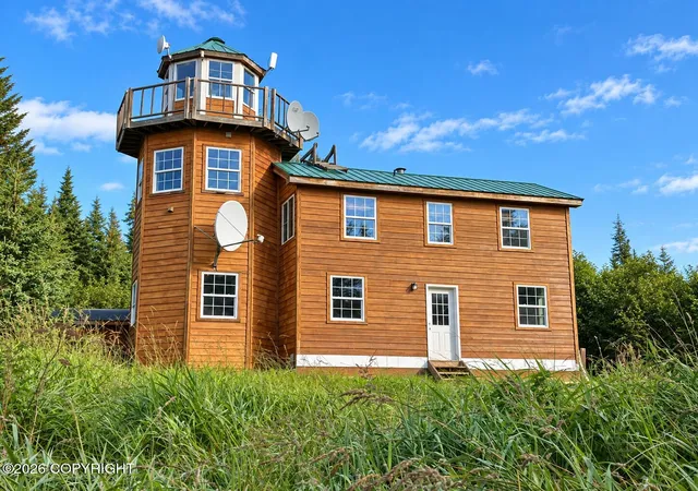 Photo 1 of Single family home for sale at 54104 Lulu Ct, Homer, AK 99603 | MLS# 26-12754 | Listing updated on 2026-10-06