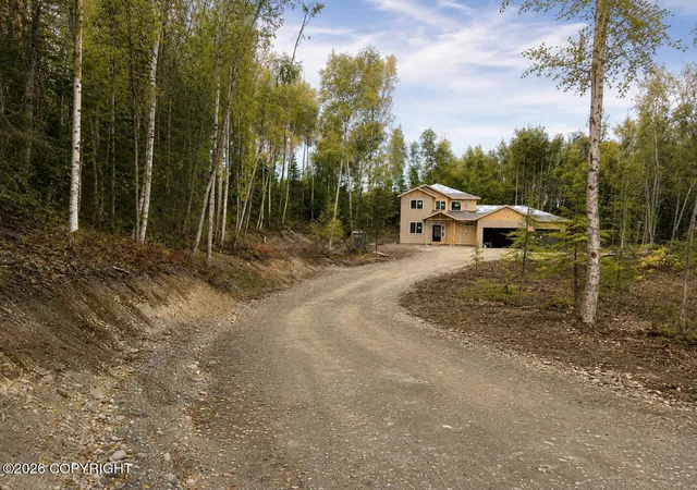 Photo 1 of Single family home for sale at 5762 W Kathi Dr, Wasilla, AK 99623 | MLS# 26-11475 | Listing updated on 2026-09-08